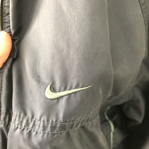 Vintage Nike Windbreaker - Picture 8 of 8